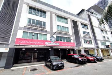 Parklane Commercial Hub