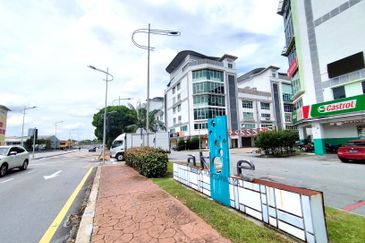 Parklane Commercial Hub