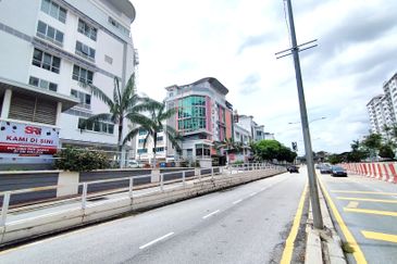 Parklane Commercial Hub