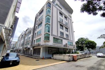 Parklane Commercial Hub