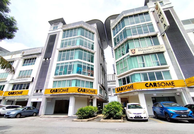 Parklane Commercial Hub