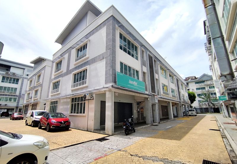 Parklane Commercial Hub