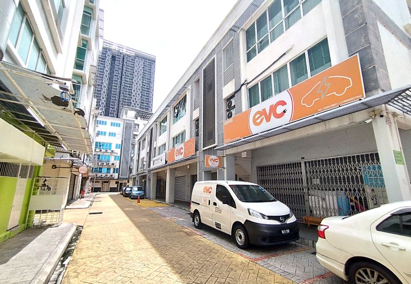 Parklane Commercial Hub