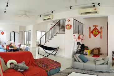 Parkfield Residences, Tropicana Heights