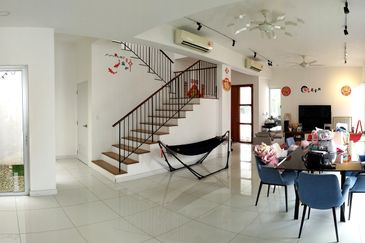 Parkfield Residences, Tropicana Heights