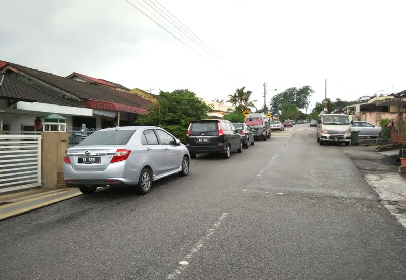 Happy Garden (Taman Gembira)