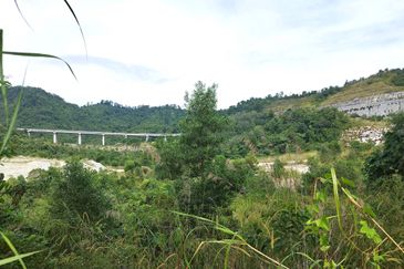 Bandar Sungai Long