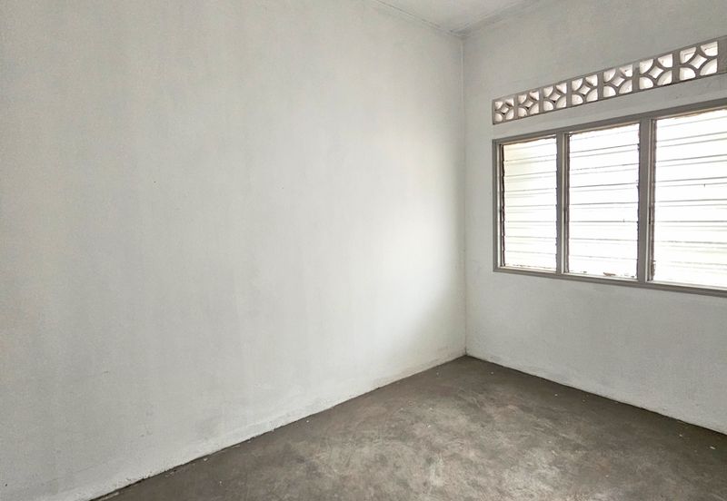 Happy Garden (Taman Gembira)