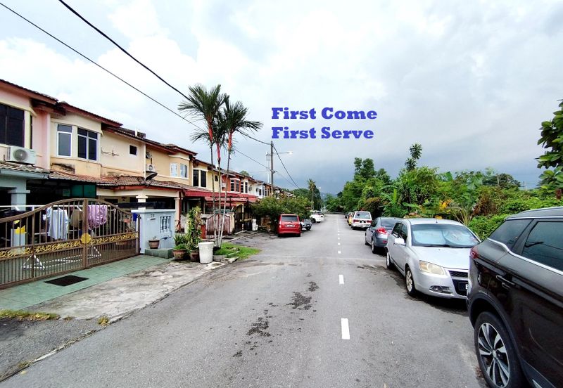 Taman Saujana Puchong