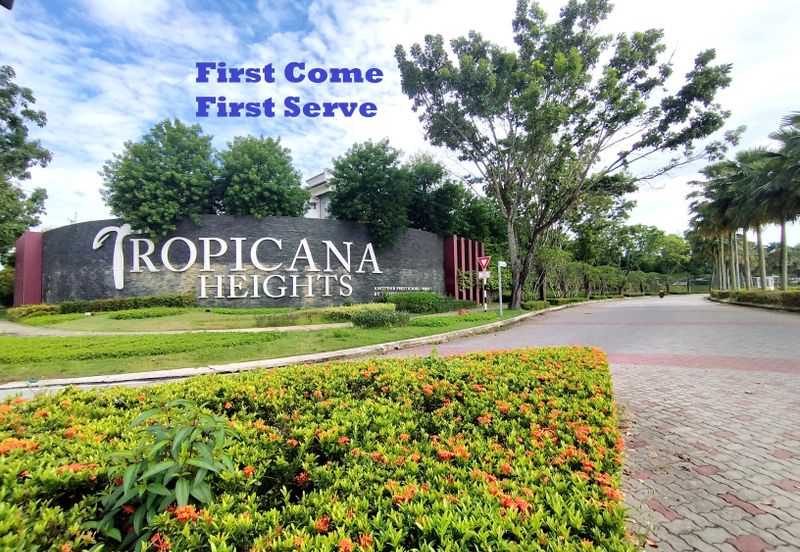 Tropicana Heights