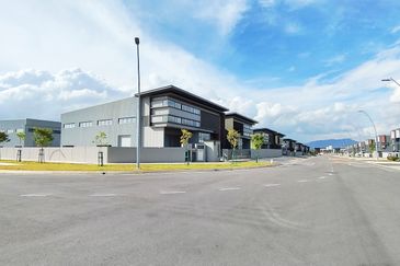 Elmina Business Park