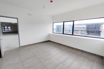 Elmina Business Park