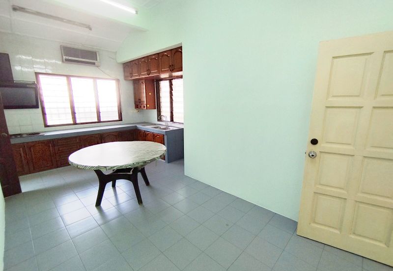 Happy Garden (Taman Gembira)