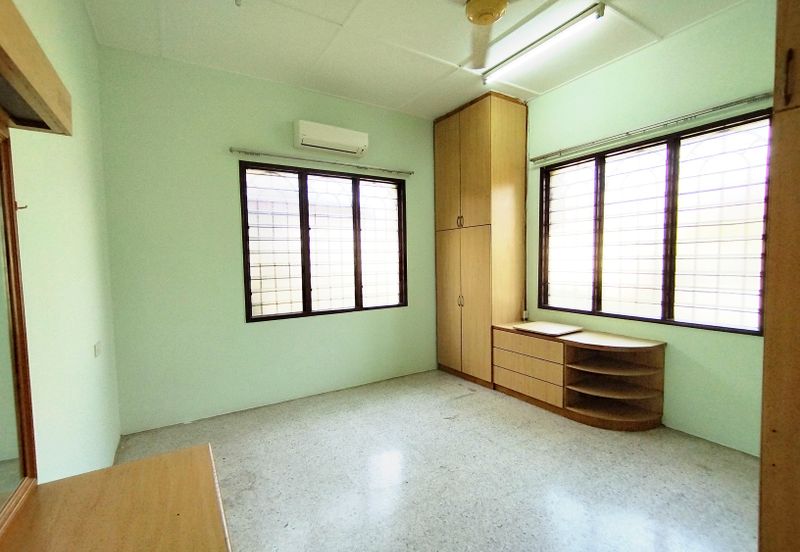 Happy Garden (Taman Gembira)