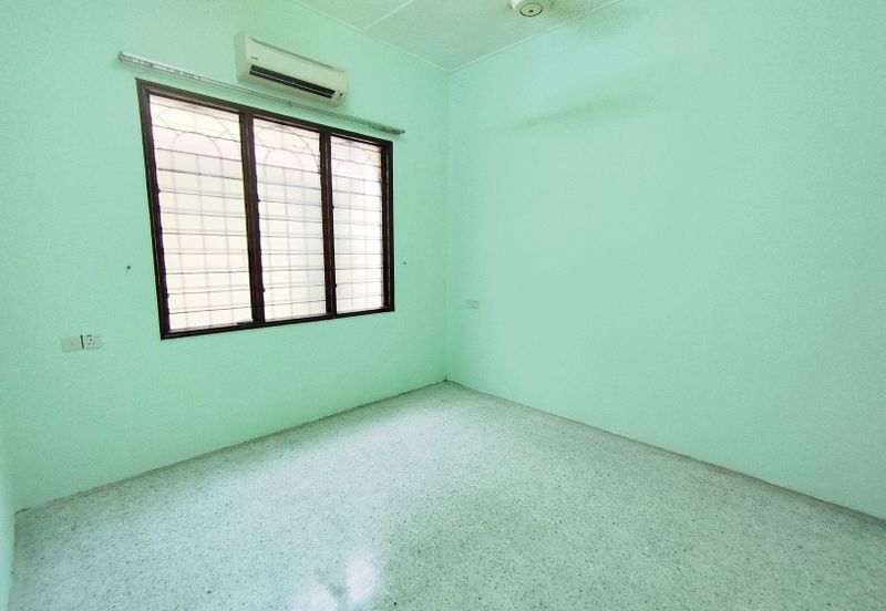 Happy Garden (Taman Gembira)