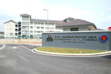 Taman Puncak Jalil