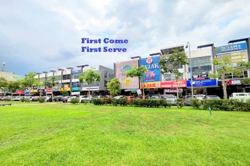 The Trillium @Lake Fields