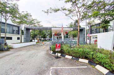 The Grove @ Lake Fields