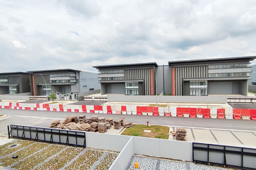 Elmina Business Park