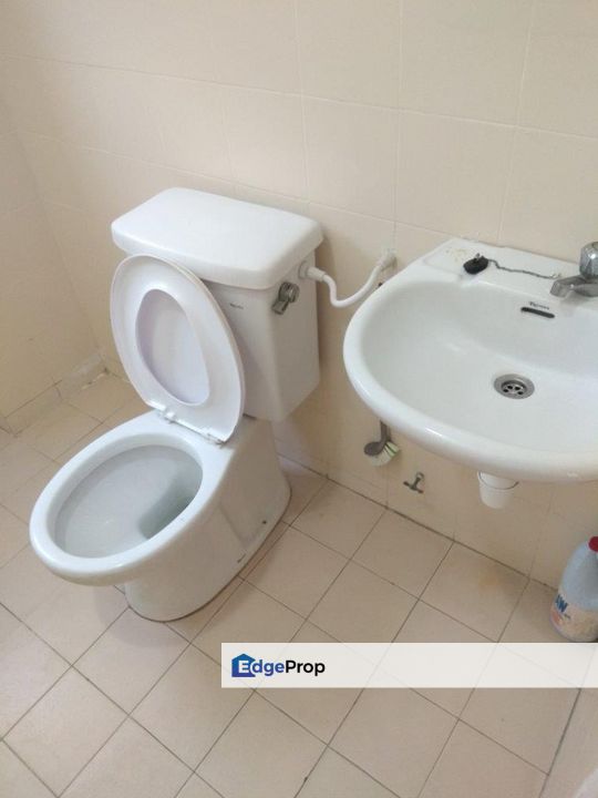 Renovated Spanish Villa Condo Taman Tasik Jaya Senawang For sale, Negeri Sembilan, Seremban