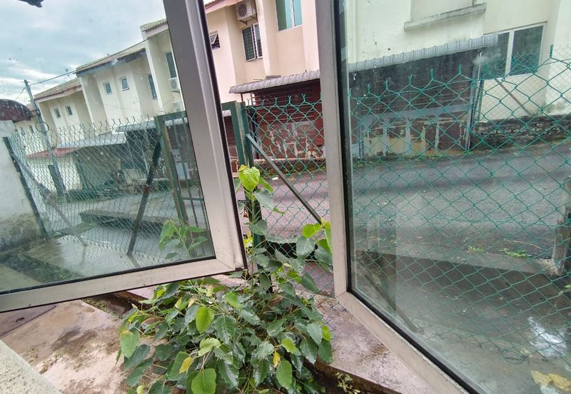 TAMAN CEMPAKA HEIGHTS