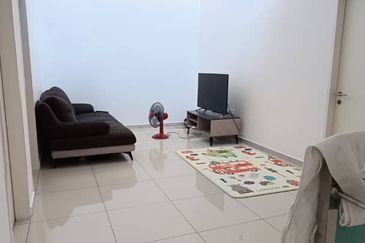 Damaris @ Ara Sendayan