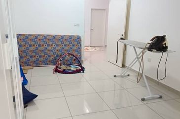 Damaris @ Ara Sendayan