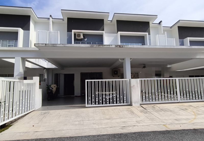 Damaris @ Ara Sendayan