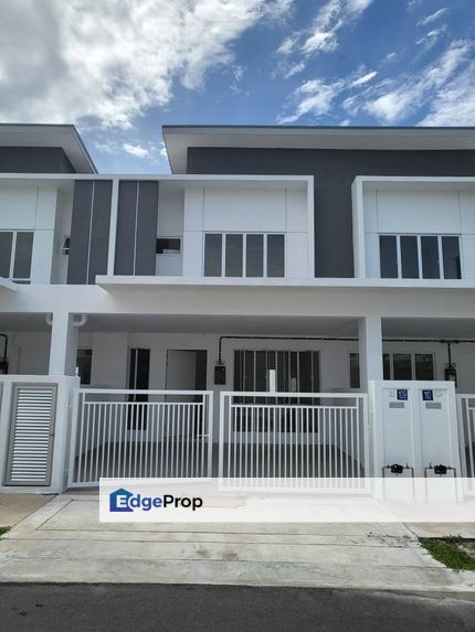 Alaris Nusari Bayu 2 Sendayan Double Storey, Negeri Sembilan, Seremban