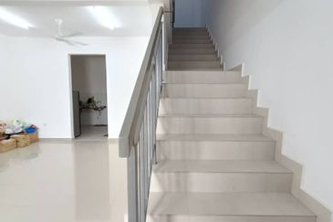 Residence 7, Bandar Springhill