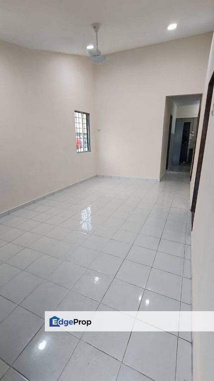Taman Sri Mawar End Lot 1 Storey Terrace House, Negeri Sembilan, Seremban