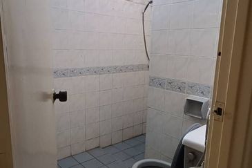 Green Street Homes Seremban 2