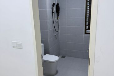 Elonia @ Bayu Sutera @ Sendayan