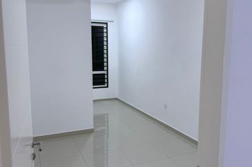 Elonia @ Bayu Sutera @ Sendayan