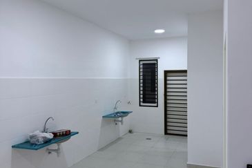 Elonia @ Bayu Sutera @ Sendayan