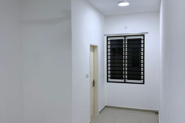 Elonia @ Bayu Sutera @ Sendayan