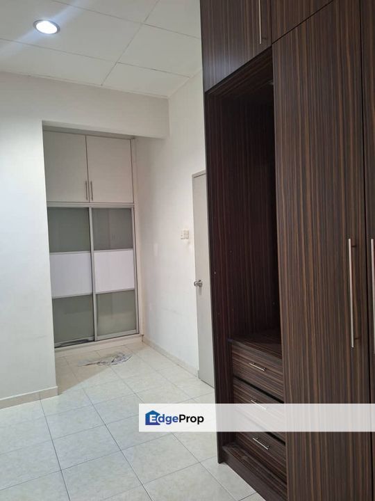 Vision Homes @ Seremban 2 Double Storey Semi D For Sale Fully Extended Facing South , Negeri Sembilan, Seremban