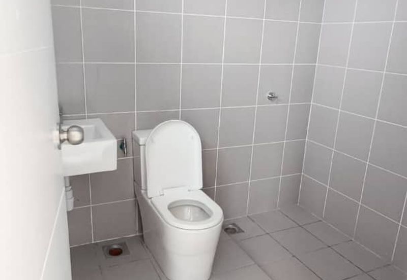 Taman Irama Sendayan 2 Double storey Terrace Brand New More Parking Windy Elana  Facing North House number 9