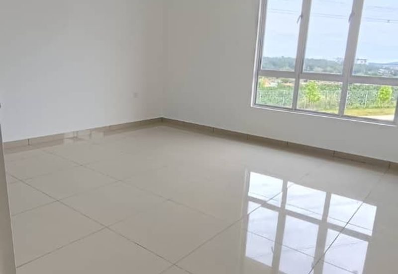 Taman Irama Sendayan 2 Double storey Terrace Brand New More Parking Windy Elana  Facing North House number 9