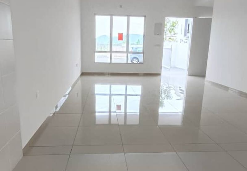 Taman Irama Sendayan 2 Double storey Terrace Brand New More Parking Windy Elana  Facing North House number 9