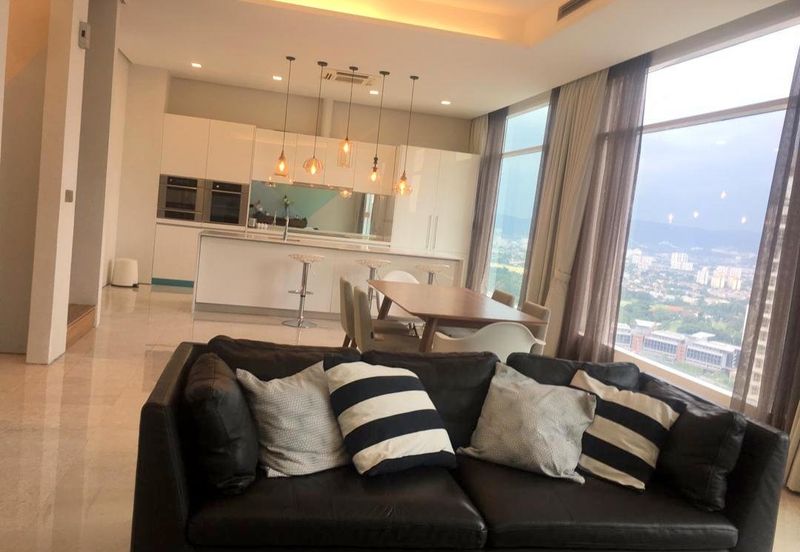 Quadro Residences