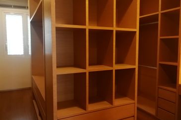 The Madge, Taman U-Thant