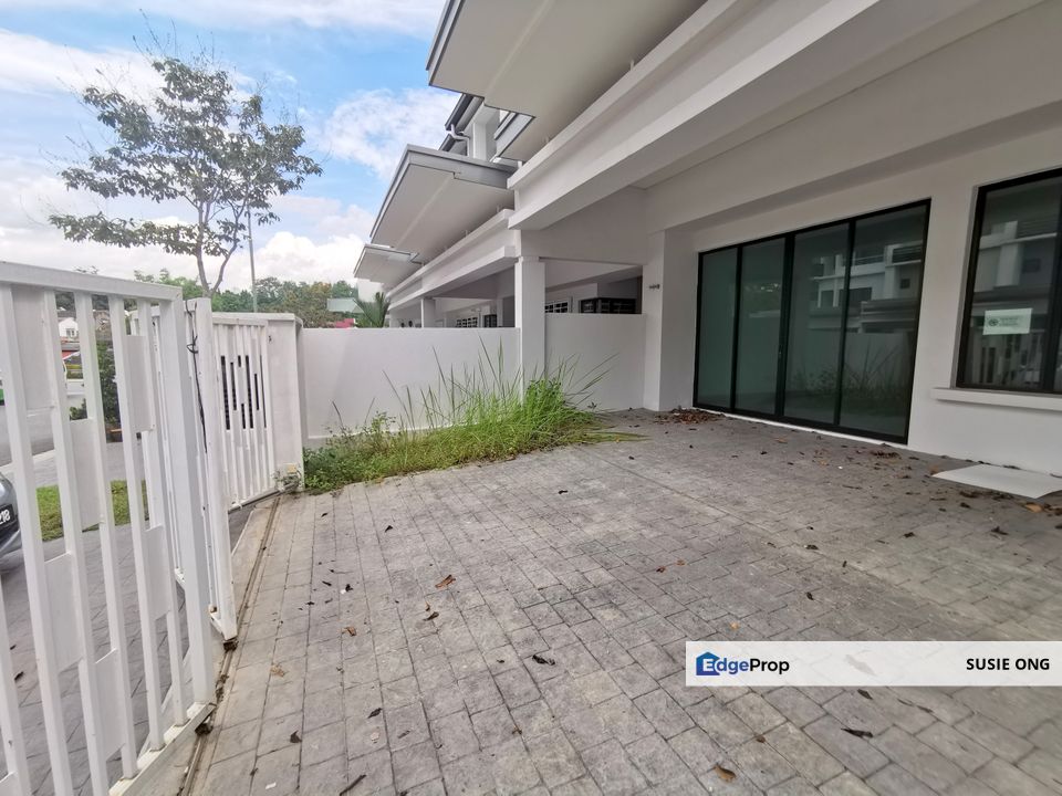 3 storey superlink in Cheras Bandar Sg Long , Selangor, Kajang