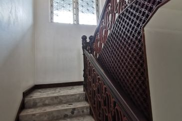 Bungalow large garden and pool @ Bukit Tunku (Kenny Hills)