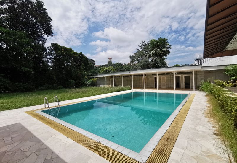 Bungalow large garden and pool @ Bukit Tunku (Kenny Hills)