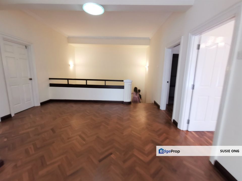 Regal Villa 4 bedrooms and walking distance to ISKL, Kuala Lumpur, Taman U-Thant