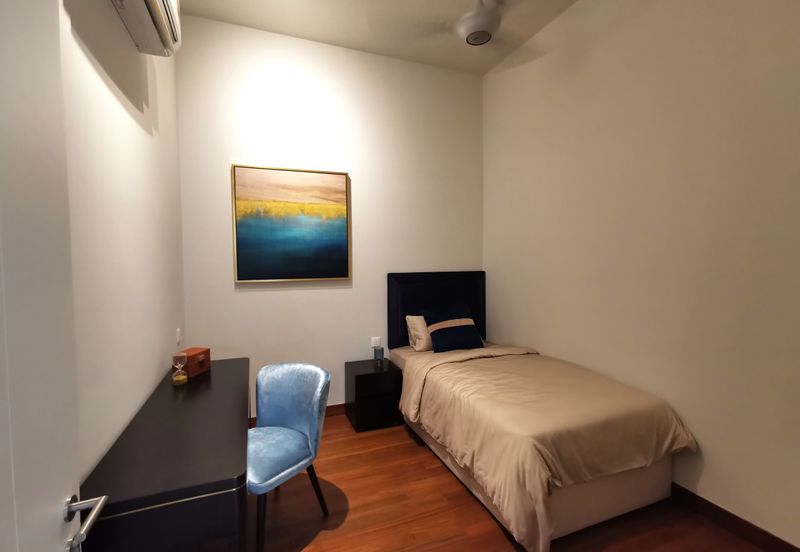 Pavilion Embassy Residence