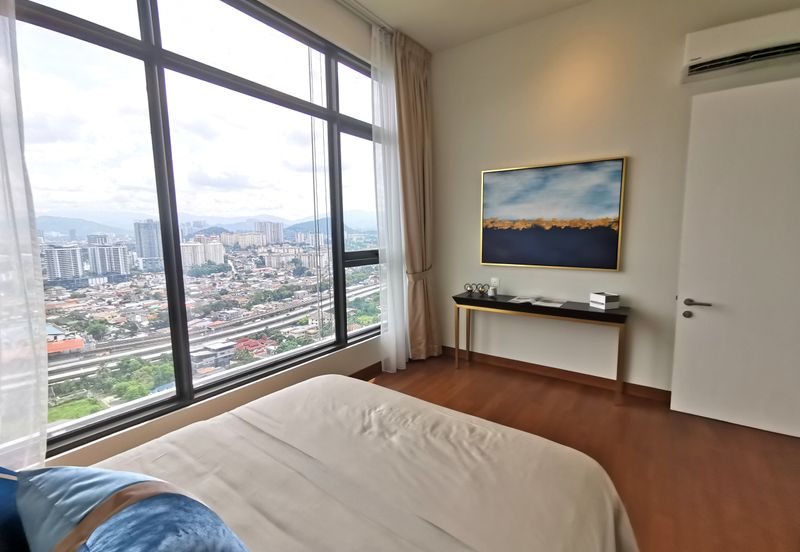 Pavilion Embassy Residence