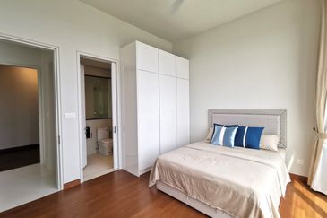 Pavilion Embassy Residence