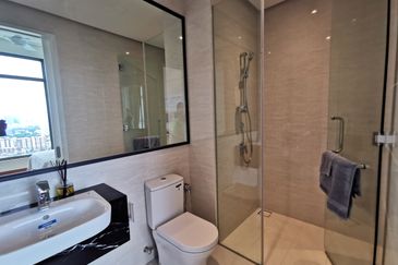 Pavilion Embassy Residence